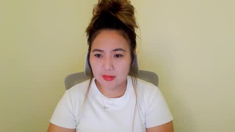 Snapshot of secretlover010101 chatting on 01-10-25, 02:25 MILAN online show from 01-10-25, 02:25