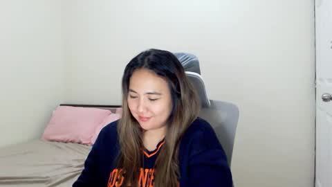 Snapshot of secretlover010101 chatting on 02-19-25, 01:39 MILAN online show from 02-19-25, 01:39