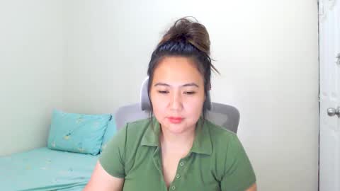 Snapshot of secretlover010101 chatting on 03-12-25, 05:35 MILAN online show from 03-12-25, 05:35