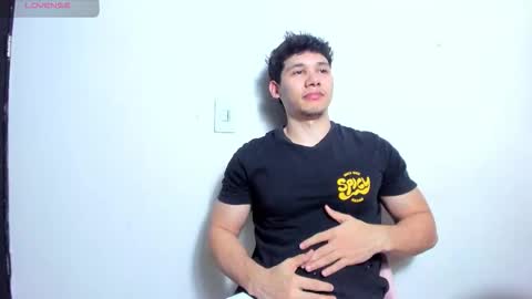 Snapshot of secretstudy_ chatting on 10-27-25, 08:07 Mod pepe online show from 10-27-25, 08:07