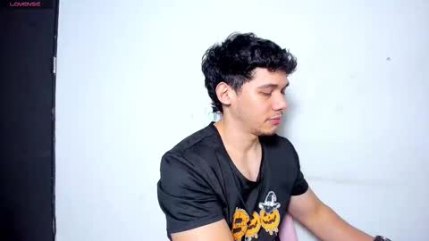 Snapshot of secretstudy_ chatting on 10-28-25, 07:56 Mod pepe online show from 10-28-25, 07:56