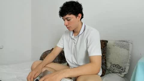 Snapshot of seder_4 chatting on 06-13-26, 04:38 Sebas online show from 06-13-26, 04:38