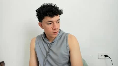 Snapshot of seder_4 chatting on 06-16-26, 05:15 Sebas online show from 06-16-26, 05:15
