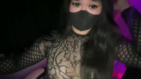 Snapshot of seductive_athenaxx chatting on 07-12-26, 07:27 Athena online show from 07-12-26, 07:27