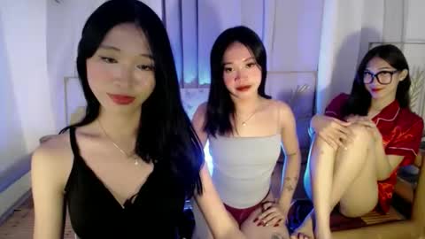 Snapshot of seductive_kimxxx chatting on 03-23-26, 04:55 your miss universe kim online show from 03-23-26, 04:55