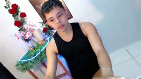 Snapshot of seductive_maxxx chatting on 06-19-26, 09:46 Max online show from 06-19-26, 09:46