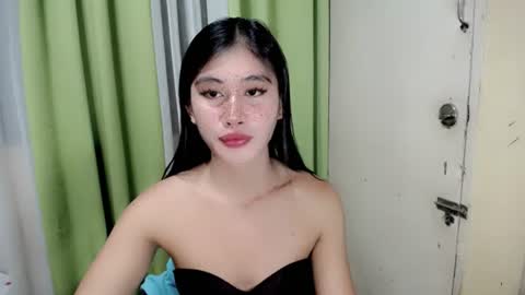Snapshot of seductive_monicaxxx chatting on 06-29-26, 02:07 NIK online show from 06-29-26, 02:07