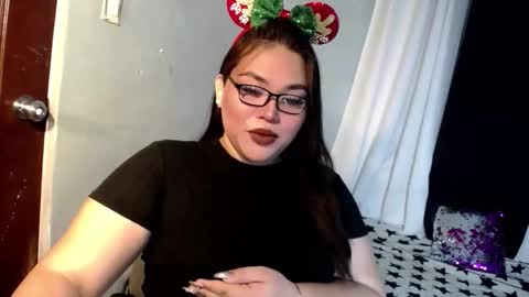 Its me Jazzi online show from 12-19-25, 04:41