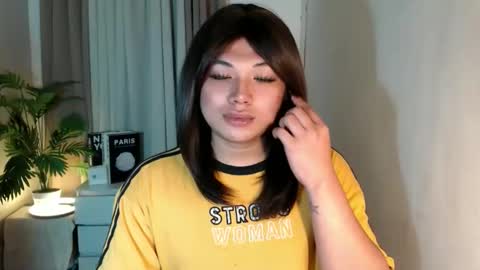 Deluxe online show from 02-22-26, 10:41