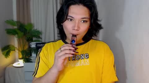 Deluxe online show from 03-04-26, 07:36