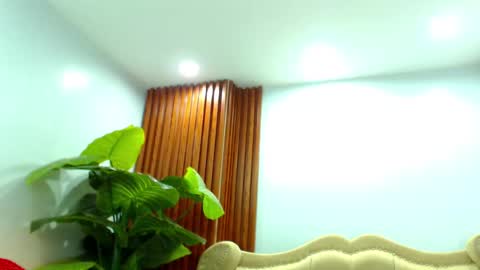 Snapshot of seductresskatarina chatting on 01-17-25, 07:05 KATARINA LUST online show from 01-17-25, 07:05