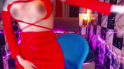 Snapshot of seductresskatarina chatting on 02-03-26, 09:42 KATARINA LUST online show from 02-03-26, 09:42