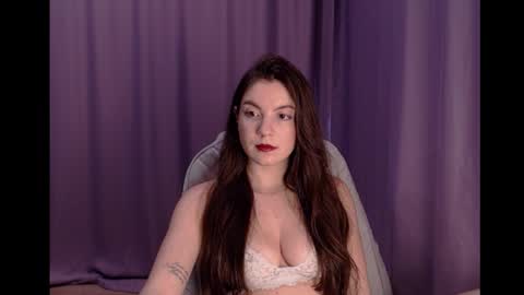 Snapshot of seeemily chatting on 02-09-26, 09:46 Emily online show from 02-09-26, 09:46