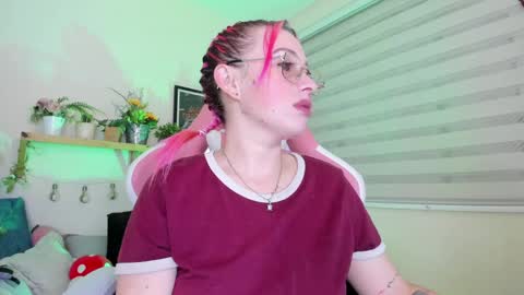 Yeyis  online show from 04-08-26, 02:33