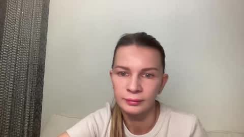 selamiyaa online show from 04-18-26, 03:16