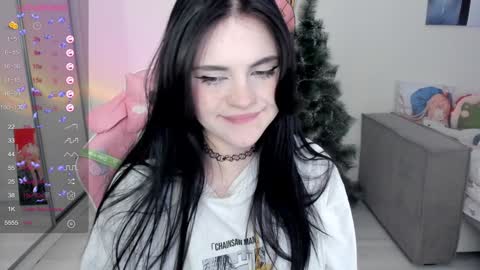 Selena  online show from 12-30-24, 08:32