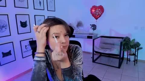 Selena ntmy online show from 02-19-25, 02:01