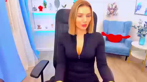 selenaemoore online show from 03-12-26, 04:51