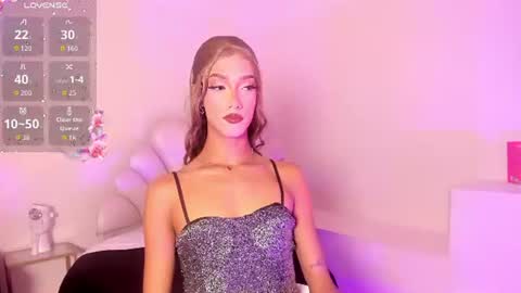 Selena Rogers online show from 06-12-26, 10:19