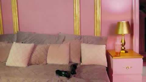 SelenaSin online show from 10-27-25, 11:52