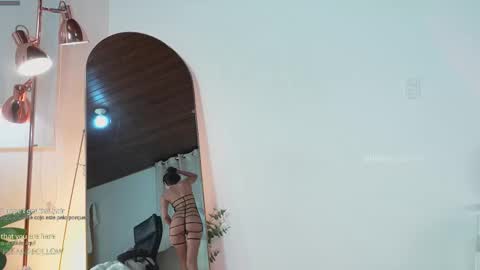  Sel Your Little butterfly  online show from 11-15-25, 01:58