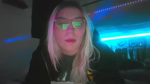 Selene online show from 01-07-25, 02:10