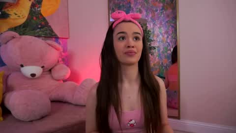 Snapshot of selennevoss chatting on 04-28-26, 09:47 Selenne online show from 04-28-26, 09:47