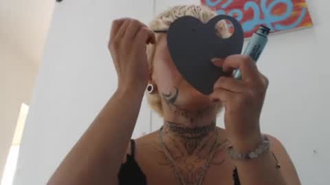 Snapshot of seley222 chatting on 07-17-26, 01:40 Ask me online show from 07-17-26, 01:40