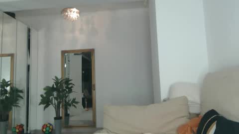 Snapshot of selinn11 chatting on 10-28-25, 08:55 Selin online show from 10-28-25, 08:55