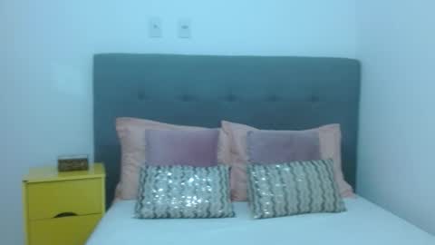 Snapshot of sellenastone chatting on 02-19-26, 04:41 Sellena Stone online show from 02-19-26, 04:41