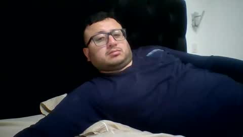 Snapshot of sementalpajero chatting on 11-22-25, 06:12 sementalpajero online show from 11-22-25, 06:12