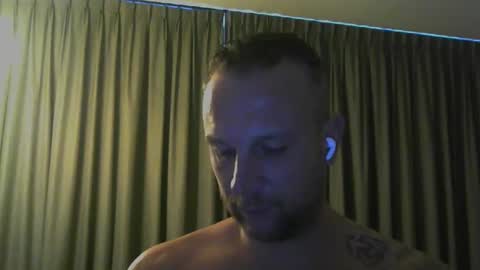 Snapshot of sence08 chatting on 02-03-26, 02:33 sence08 online show from 02-03-26, 02:33