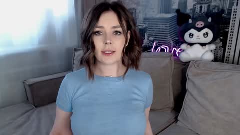 Snapshot of send_me_an_angel chatting on 12-18-24, 05:04 Rita online show from 12-18-24, 05:04