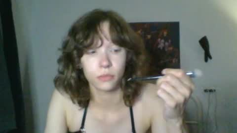 goddess esme  online show from 09-19-25, 11:27