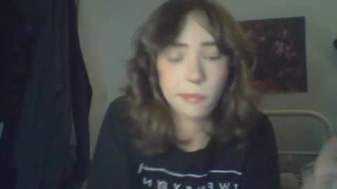 goddess esme  online show from 10-25-25, 11:43