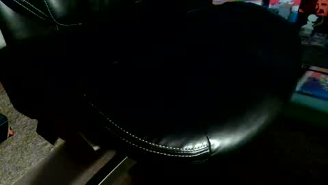 Snapshot of senorgrower chatting on 07-01-26, 05:42 Mr. Watch Me Grow online show from 07-01-26, 05:42