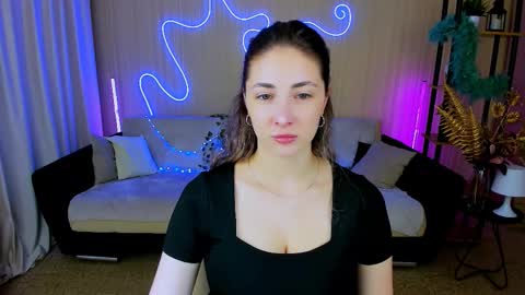 sensitiveheartt online show from 09-28-25, 07:19