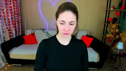 sensitiveheartt online show from 03-22-26, 07:17