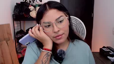 Camille and sophie online show from 09-15-25, 03:12