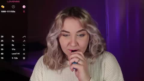 Snapshot of sensual_girrrl chatting on 02-15-26, 11:01 Ilona online show from 02-15-26, 11:01