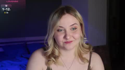 Snapshot of sensual_girrrl chatting on 04-05-26, 11:24 Ilona online show from 04-05-26, 11:24