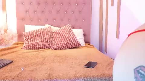 Sensual Kim77 online show from 07-06-26, 01:41