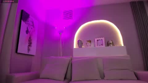 Snapshot of sensual_shanel chatting on 07-15-26, 11:10 sensual_shanel online show from 07-15-26, 11:10