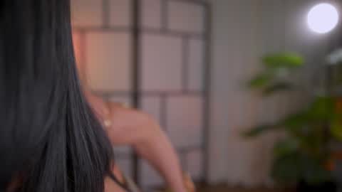 Snapshot of sensualcherry_ chatting on 02-12-25, 01:41 Maria- OF sensual bee online show from 02-12-25, 01:41