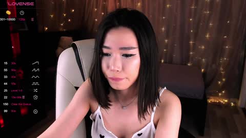 Kiki online show from 02-06-25, 09:06