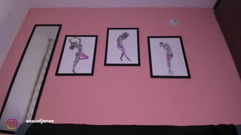 Snapshot of sensualjanex chatting on 12-20-24, 06:40 Jane online show from 12-20-24, 06:40