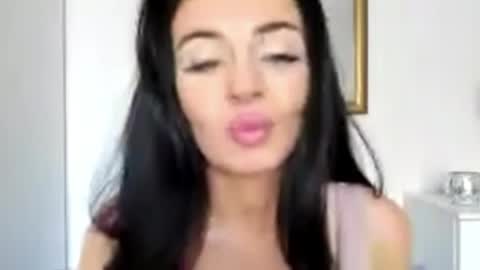 Snapshot of sensuallstella chatting on 06-02-26, 06:26 sensuallstella online show from 06-02-26, 06:26