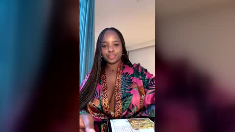 Snapshot of sensualprima chatting on 02-20-26, 06:26 sensualprima online show from 02-20-26, 06:26