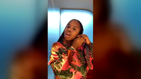 Snapshot of sensualprima chatting on 02-28-26, 07:42 sensualprima online show from 02-28-26, 07:42