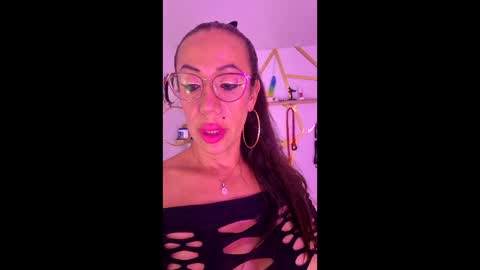 sephorandmonell online show from 05-19-26, 09:43